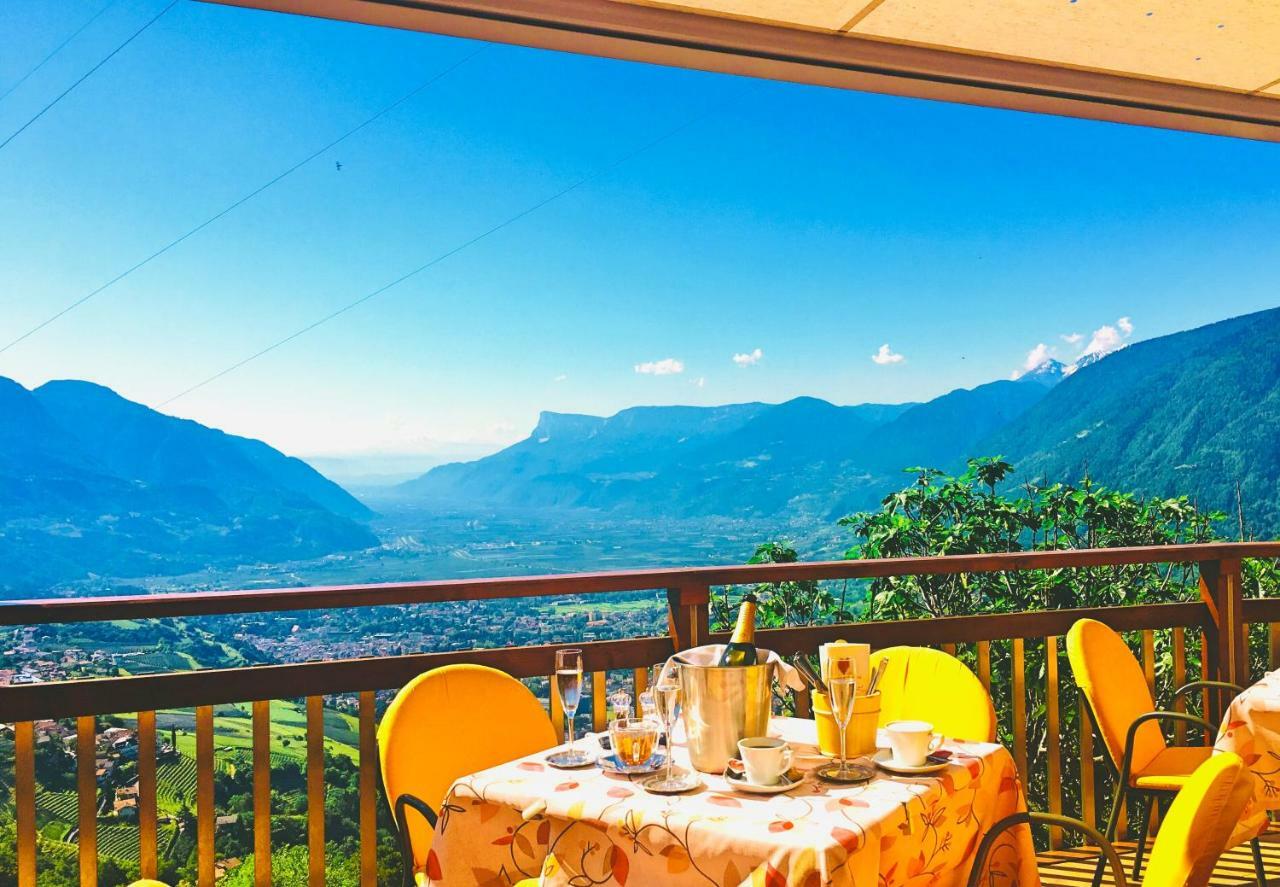 Innerfarmerhof Aparthotel Tirolo